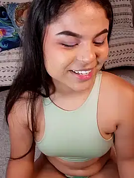 Snapshot of Cleo_hills chatting on February 27, 1:07 pm Cleo hills online show from February 27, 1:07 pm