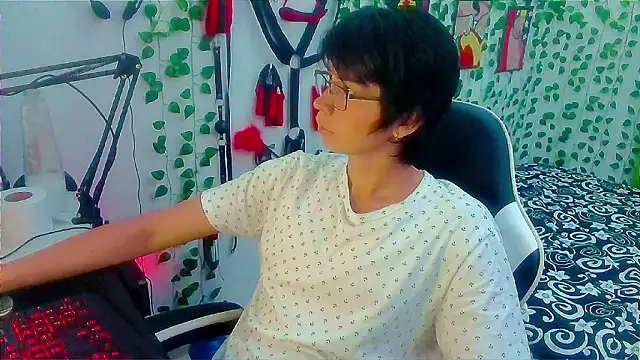 Andy gray online show from February 25, 10:47 am