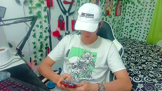 Andy gray online show from February 26, 11:59 pm