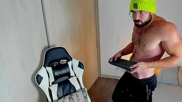 dafboy1 online show from February 15, 1:13 am