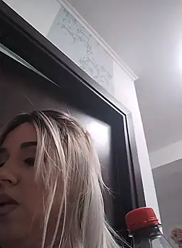 AdelinaJude online show from September 26, 7:07 pm