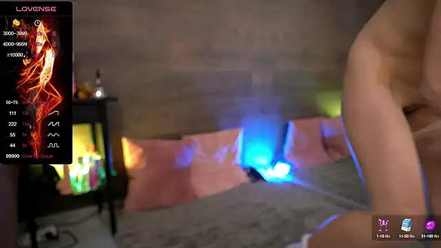 KylieJoyce online show from February 21, 1:00 am