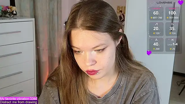 ValBae online show from September 19, 7:14 pm