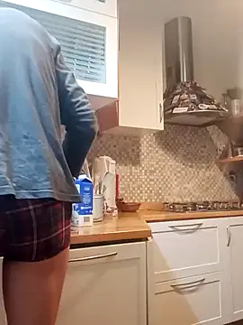 Snapshot of Frabox65 chatting on January 15, 6:12 am Frabox65 online show from January 15, 6:12 am