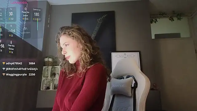 AyreenMoore online show from March 21, 2:09 pm