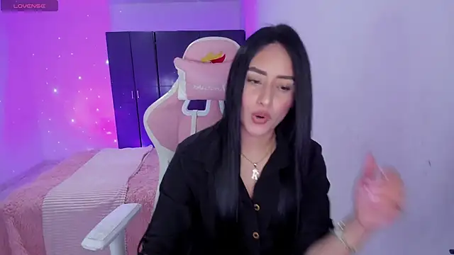 Tinylottie online show from April 21, 5:28 pm