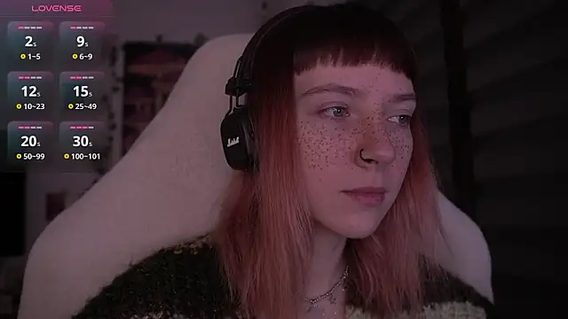 juliapie online show from February 17, 4:53 am