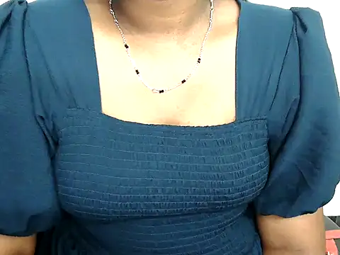 shila20 online show from November 3, 11:37 pm