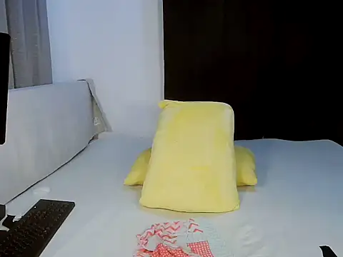 Sugarr   online show from October 28, 3:25 pm