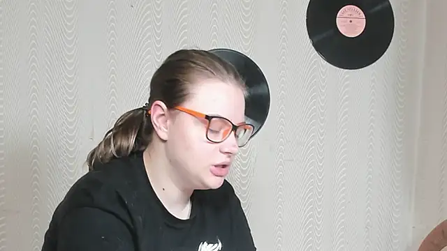 Seductive She Wolf online show from February 6, 5:49 pm