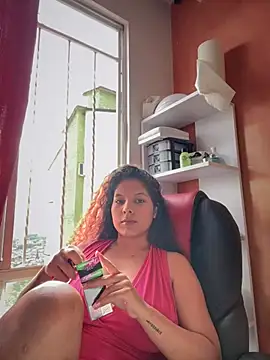 Snapshot of dannacoleman_ chatting on December 30, 10:01 pm dannacoleman online show from December 30, 10:01 pm