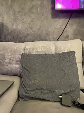 AbyThompson online show from March 11, 7:58 pm