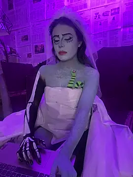 AbyThompson online show from October 30, 8:31 pm