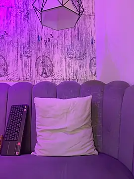 AbyThompson online show from April 1, 12:17 pm