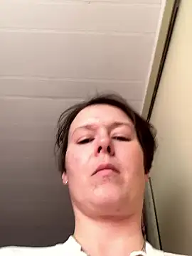 KatieBARBiE98 online show from January 13, 7:30 pm