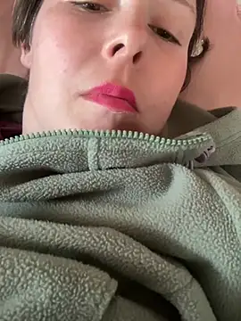 KatieBARBiE98 online show from March 14, 1:05 pm