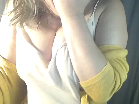 1BECHA1 online show from September 15, 6:02 am