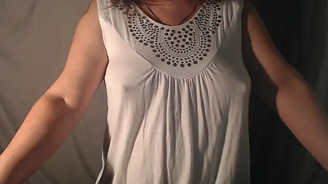 1BECHA1 online show from September 29, 6:24 pm