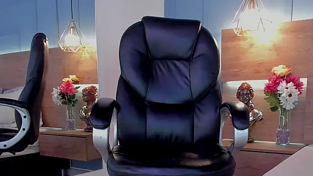 andymiller  online show from February 5, 4:58 pm