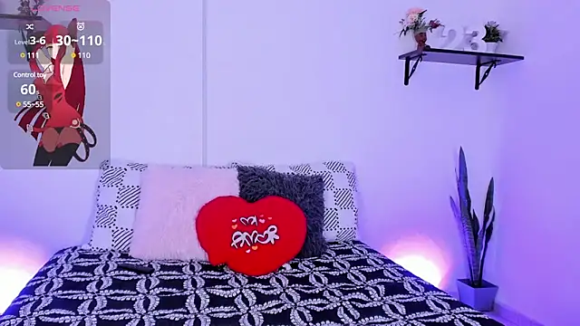 AlanaJohnson  online show from March 5, 6:34 pm
