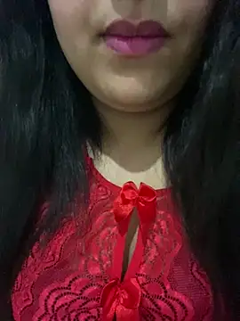 Snapshot of yassminsexy22 chatting on January 13, 2:00 pm yassminsexy22 online show from January 13, 2:00 pm