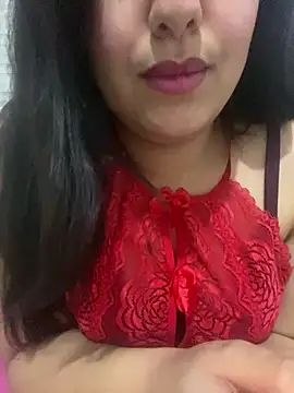 Snapshot of yassminsexy22 chatting on January 13, 5:55 pm yassminsexy22 online show from January 13, 5:55 pm