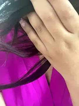 Snapshot of yassminsexy22 chatting on September 9, 12:59 pm yassminsexy22 online show from September 9, 12:59 pm