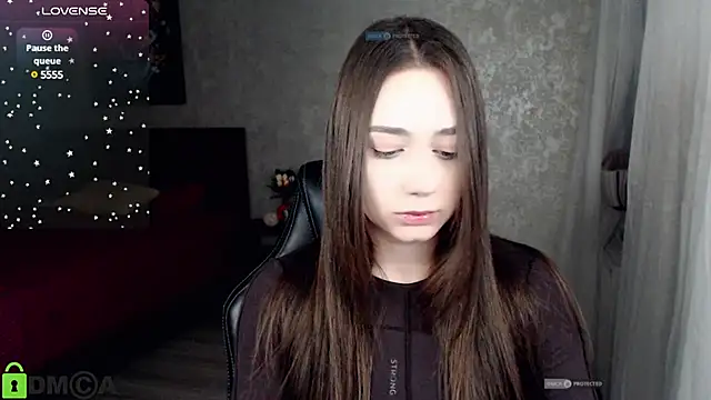 Snapshot of Mary_Moonlight chatting on December 12, 4:43 pm Mary Moonlight online show from December 12, 4:43 pm