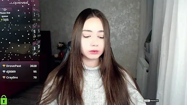 Snapshot of Mary_Moonlight chatting on January 3, 8:43 pm Mary Moonlight online show from January 3, 8:43 pm