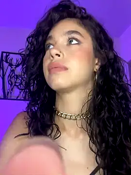 Snapshot of MarianaSnake chatting on November 2, 9:39 pm MarianaSnake online show from November 2, 9:39 pm