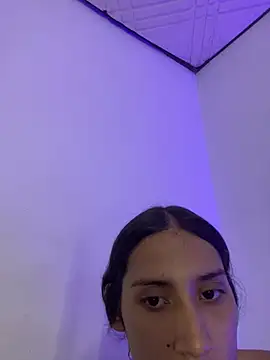 Snapshot of CamilaHarperr_ chatting on February 21, 10:26 pm CamilaHarperr online show from February 21, 10:26 pm