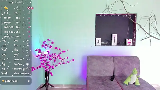 Snapshot of CamilaHarperr_ chatting on November 14, 4:38 pm CamilaHarperr online show from November 14, 4:38 pm