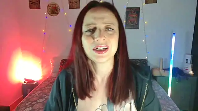 Snapshot of catalinamommyx chatting on October 22, 6:02 am catalinamommyx online show from October 22, 6:02 am