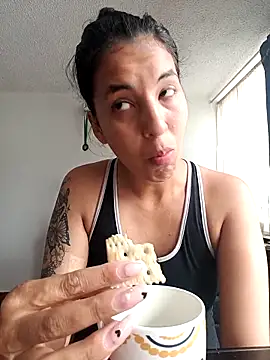 Bonny Klote online show from February 24, 1:42 pm