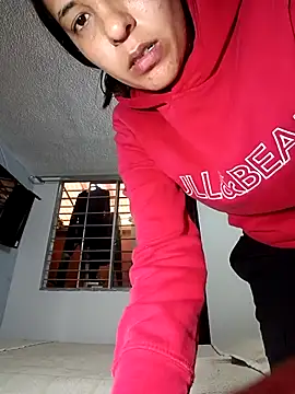 Bonny Klote online show from October 5, 5:44 pm