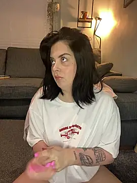 NaomiSquirts online show from February 1, 9:51 pm