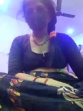 Snapshot of Hot_priya2 chatting on December 11, 2:22 pm Hot priya2 online show from December 11, 2:22 pm