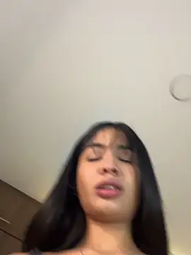 lina pink online show from March 7, 4:31 am