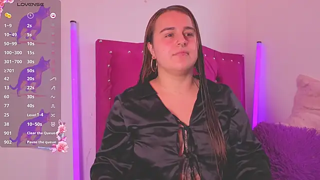 evy orange1 online show from November 12, 3:45 pm