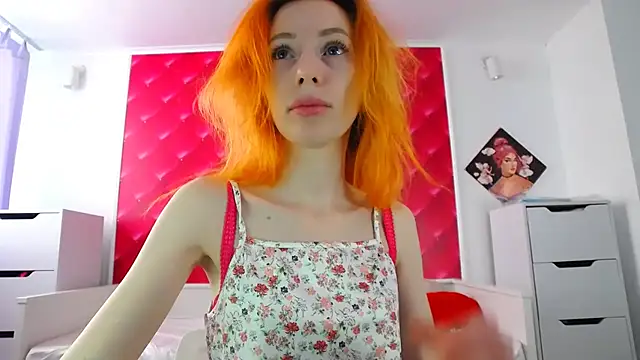 Snapshot of BarbieGoddess chatting on January 5, 1:15 pm BarbieGoddess online show from January 5, 1:15 pm
