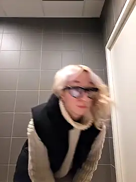 Giuliana baby online show from March 14, 11:34 am