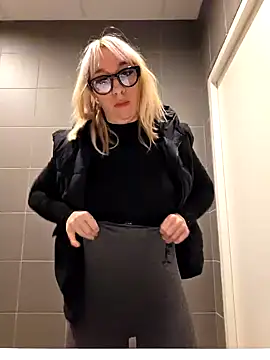 Giuliana baby online show from March 21, 8:50 am