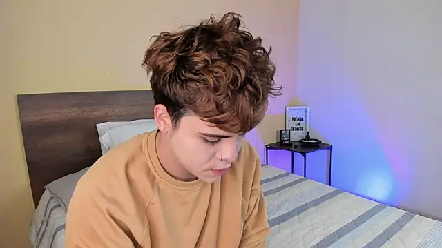 Snapshot of justinbiler chatting on January 5, 12:42 pm justinbiler online show from January 5, 12:42 pm