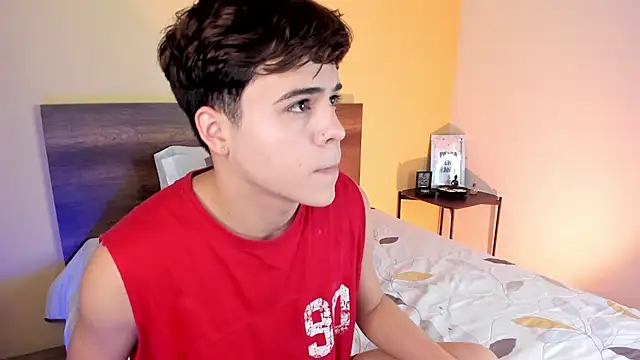 Snapshot of justinbiler chatting on January 27, 12:05 pm justinbiler online show from January 27, 12:05 pm