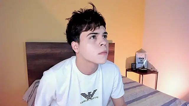 Snapshot of justinbiler chatting on January 28, 12:22 pm justinbiler online show from January 28, 12:22 pm