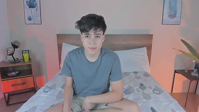 Snapshot of justinbiler chatting on September 12, 12:38 pm justinbiler online show from September 12, 12:38 pm