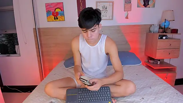 Snapshot of justinbiler chatting on October 18, 1:34 pm justinbiler online show from October 18, 1:34 pm