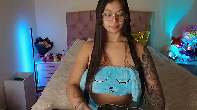 miaa saenz1 online show from November 5, 3:50 am