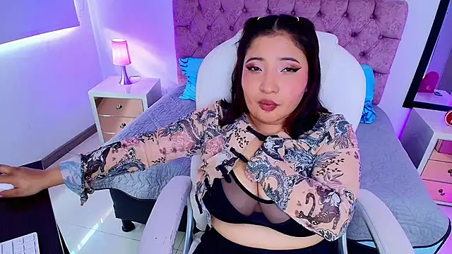 Snapshot of Emma_monserrat chatting on September 26, 7:29 pm Emma monserrat online show from September 26, 7:29 pm