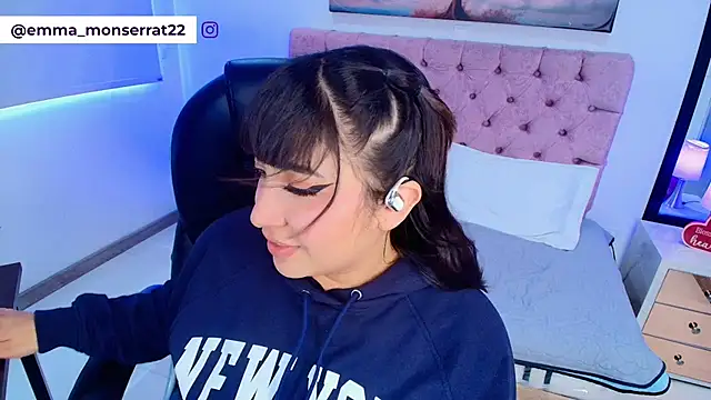 Emma monserrat online show from March 4, 7:42 pm